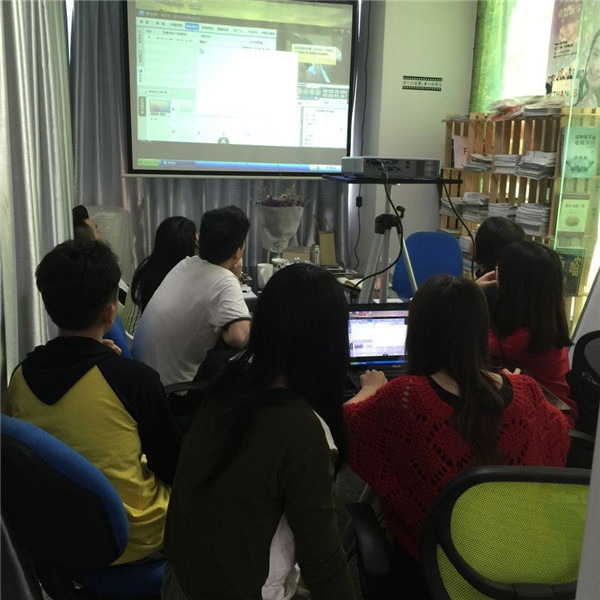 11月18日柯尼卡美能達(dá)復(fù)印機(jī)代理商--科頤辦公新知識(shí)學(xué)習(xí)分享記